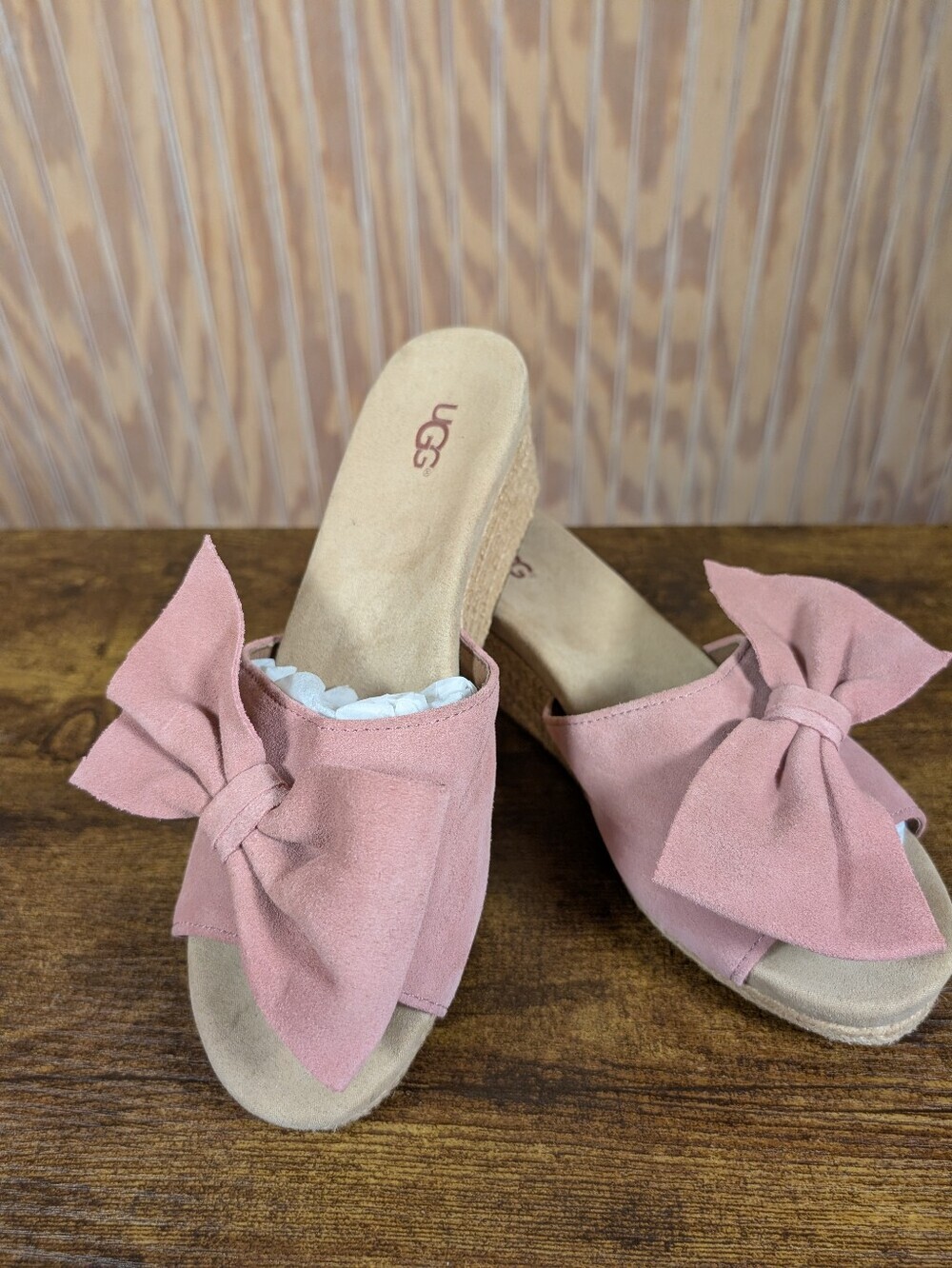 UGG Women’s Size 9.5 Dusty Rose Pink Suede Bow Jaycee Wedge Slides